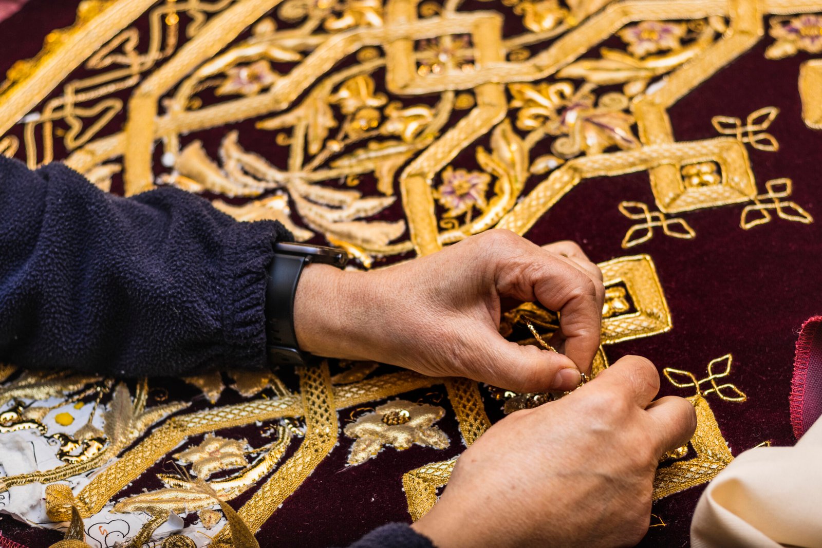 <em>Bespoke</em><br> UMBRELLAS